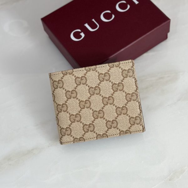 Gucci Essence Classic Bi-fold Wallet
