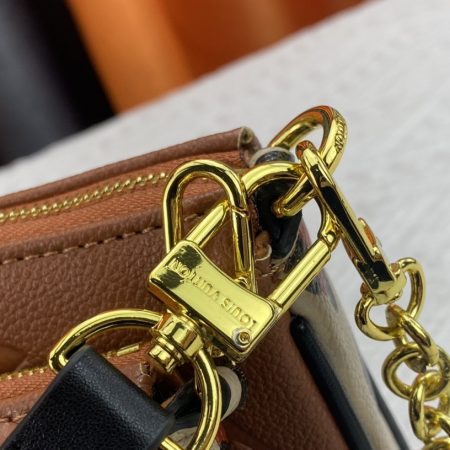LV  Multi Pochette Bag - Image 8