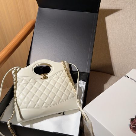 Chanel 31 Mini Shopping Bag - Image 2