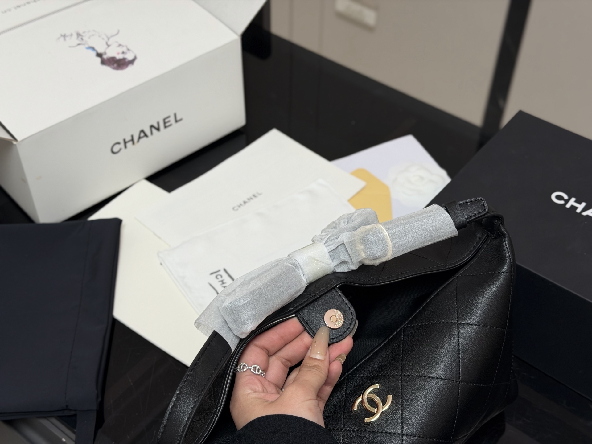 Chanel Hobo Bag - Image 5