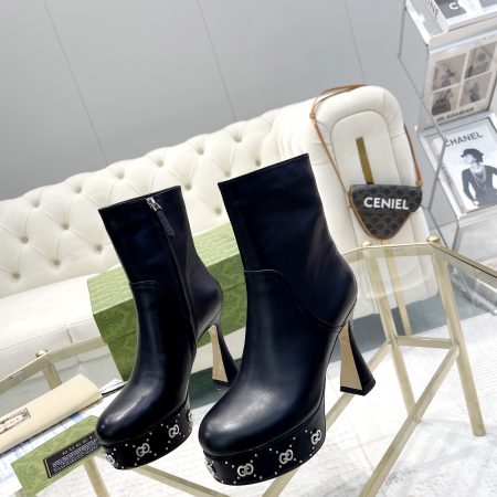 Gucci Janaya Chunky-Heeled Boots - Image 7
