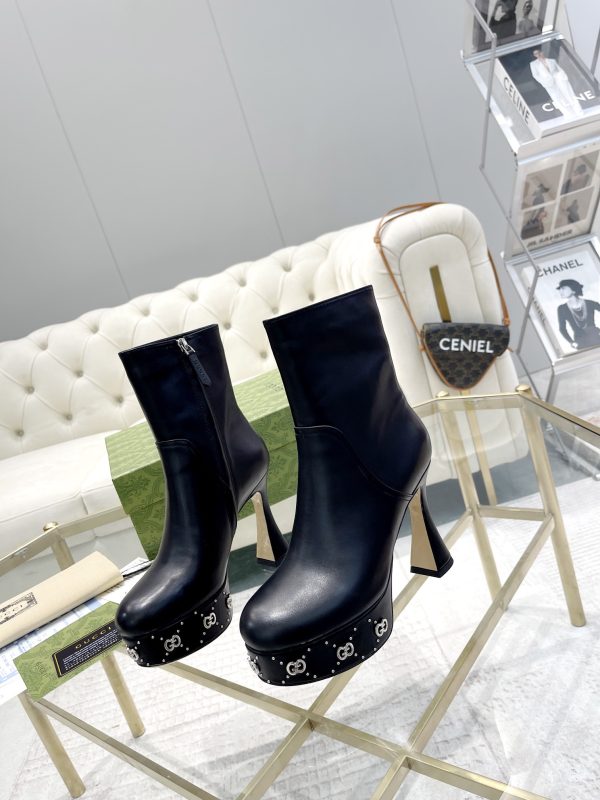 Gucci Janaya Chunky-Heeled Boots