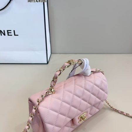 Chanel Chain Handle Bag - Image 4