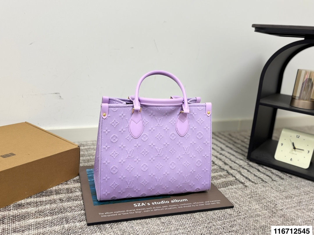 LV's New Limited-Edition Tote Bag - Image 1