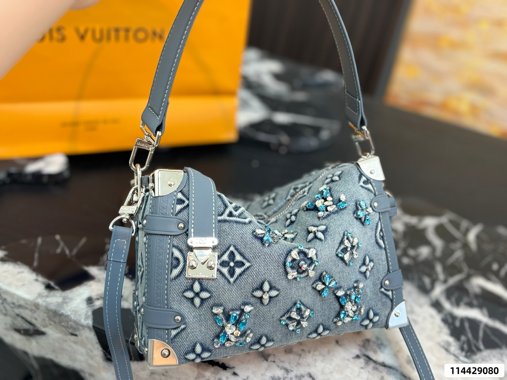 LV's New Trunk Bag - Image 1