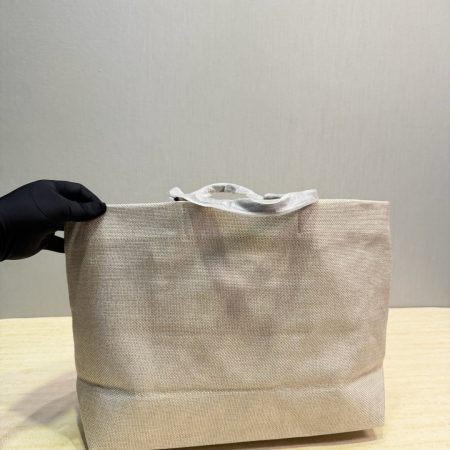 Prada Raffia Tote Bag - Image 4