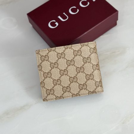 Gucci Essence Classic Bi-fold Wallet - Image 2