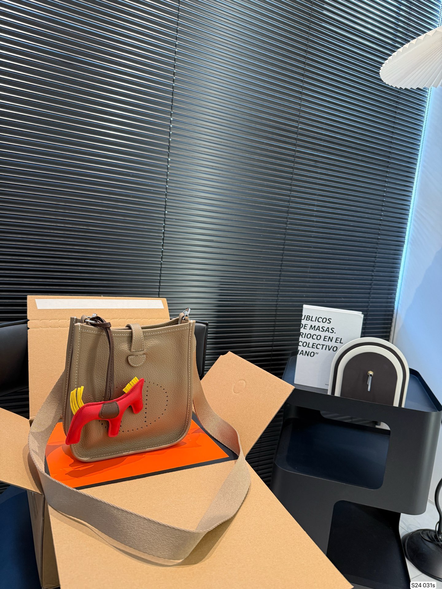Hermas New Evelyne Bag - Image 7