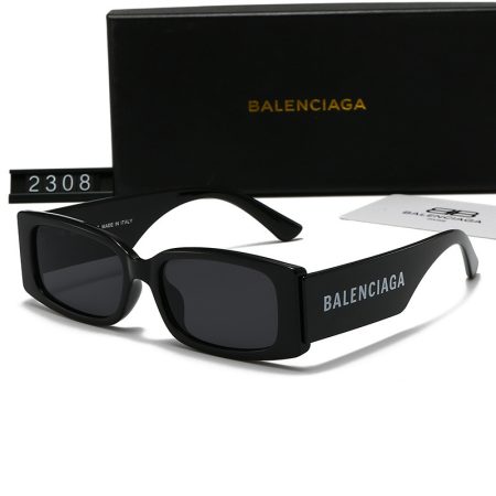 Balenciaga Fashionable Sunglasses - Image 3
