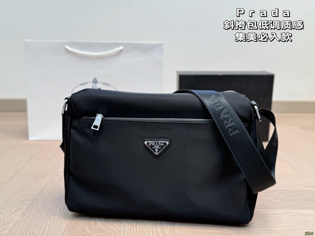 Prada crossbody bag - Image 2