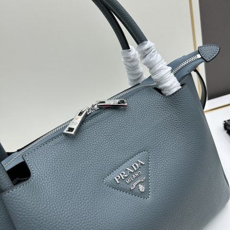 Prada Handbag/Shoulder Bag - Image 7