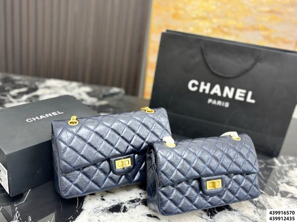 Chanel Quilto 2.55 Shoulder Bag