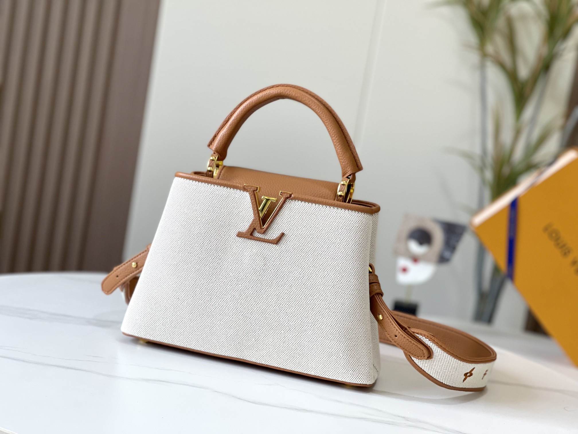 LV Capucines Handbag - Image 2