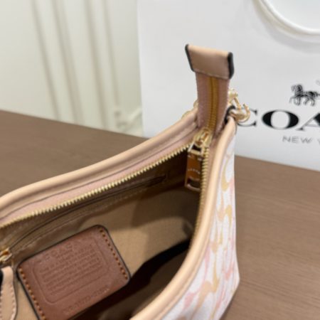 Coach Underarm Bag - Image 8