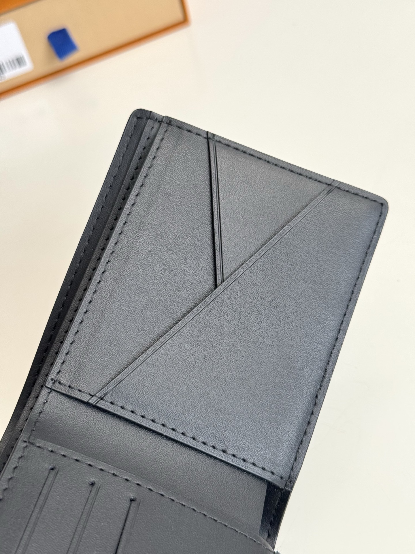 LV Multiple Wallet - Image 5