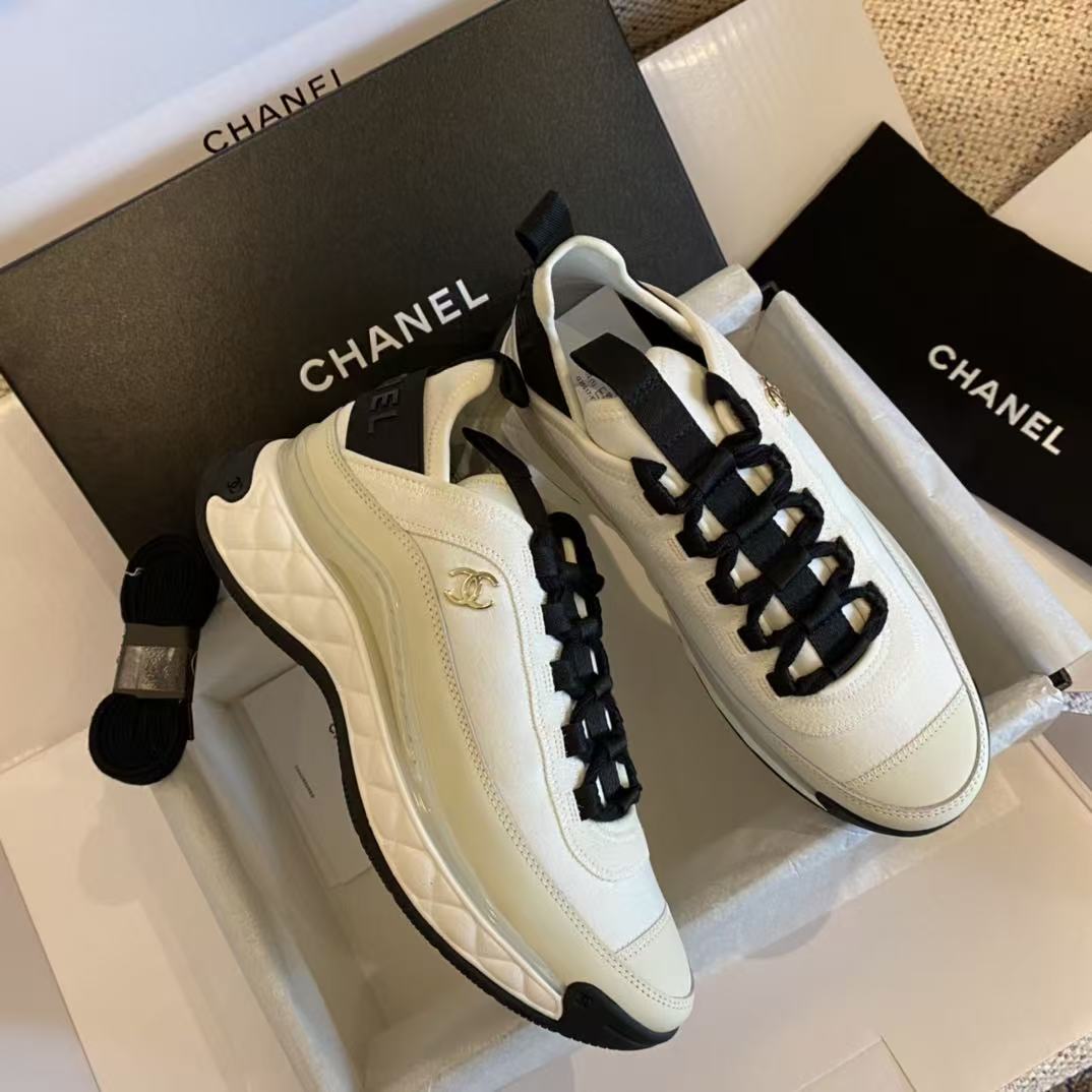 CHANEL Velvet CC Sneakers - Image 3