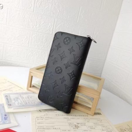 LV Zipper Wallet - Image 4