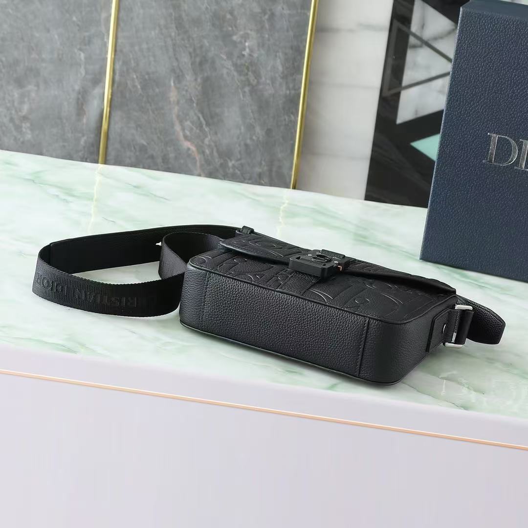 Dior Small Saddle Messenger Bag with Flap - Image 6