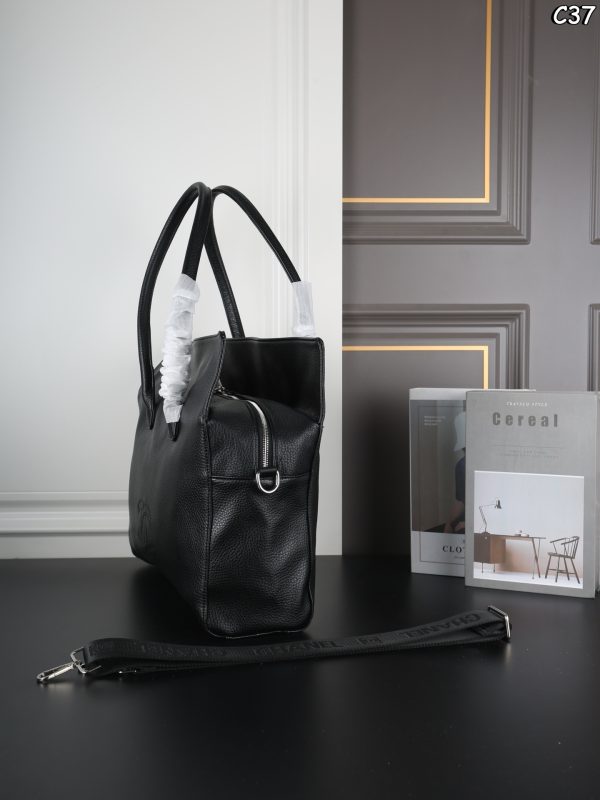 Chanel Tote Bag