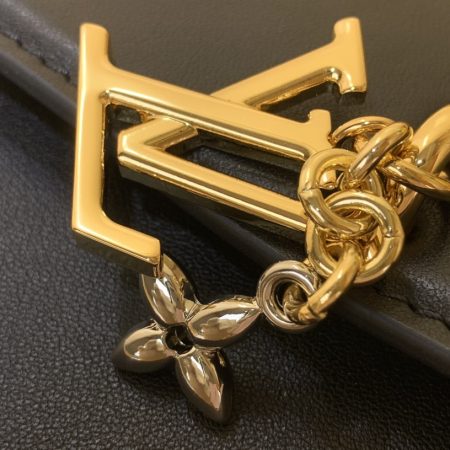 LV Wallet On Chain Bloom Bag - 10A mirror version - Image 6