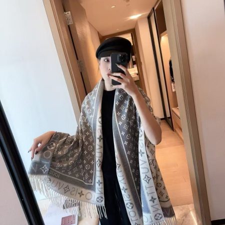 LV Reykjavik Scarf