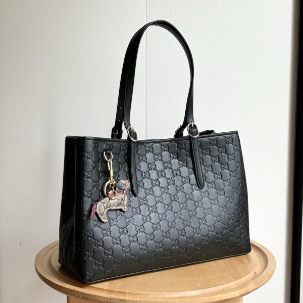 Gucci GG Pattern and Striped Weave
