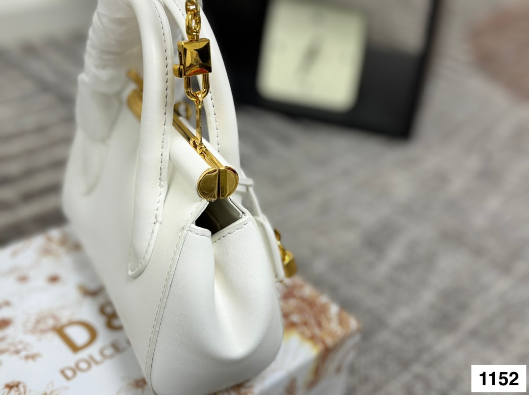 Dolce & Gabbana Bag - Image 9
