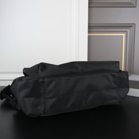 Balenciaga Explorer Multipocket Weekender Medium Bag - Image 5