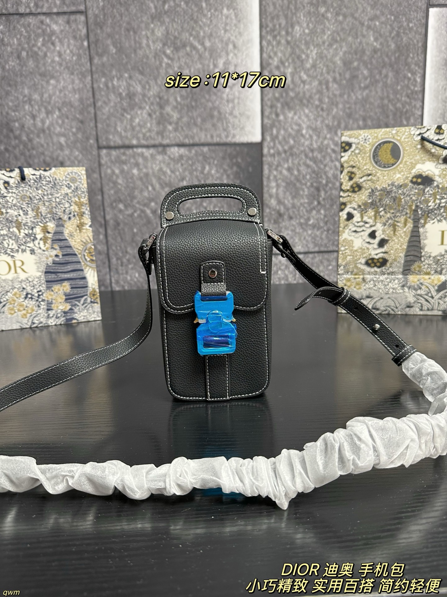 Dior Oblique GrainedCalfskin Vertical Saddle Bag - Image 3
