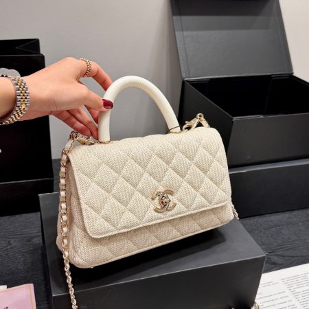 Chanel 19 Medium Flap Bag - Image 2