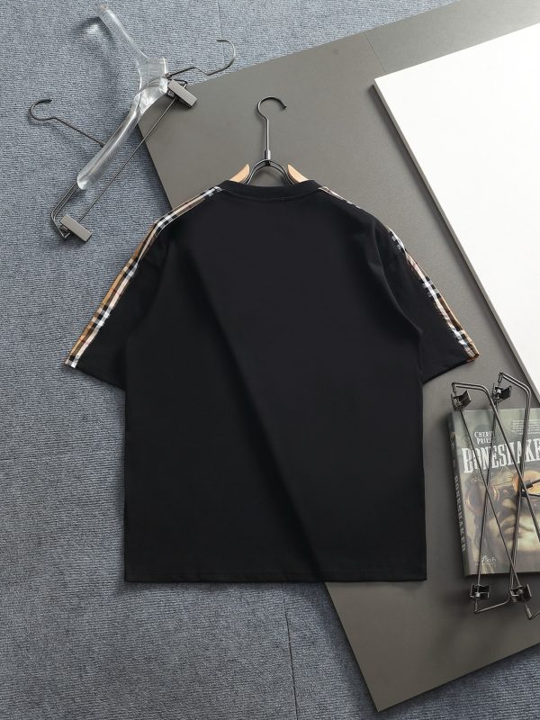 Burberry T-Shirt
