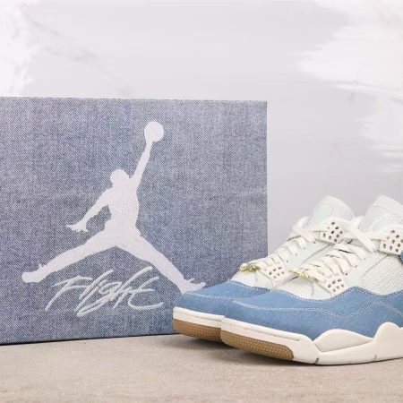 AIR JORDAN 4 Sneakers Denim "Worn Blue" IB6716-100