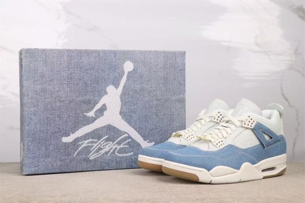 AIR JORDAN 4 Sneakers Denim "Worn Blue" IB6716-100