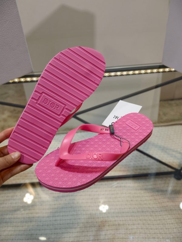 Dior SS26 Beach Flip-Flops