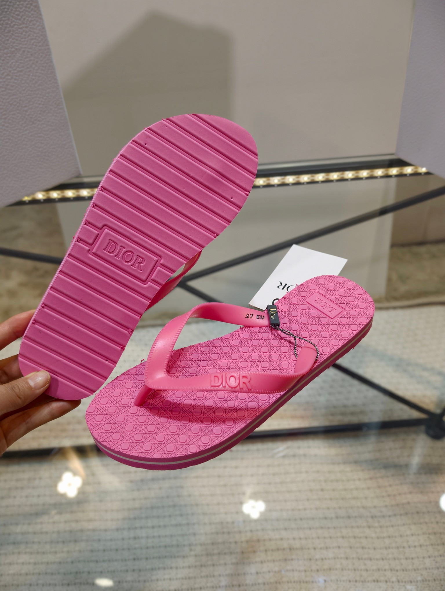Dior SS26 Beach Flip-Flops - Image 7