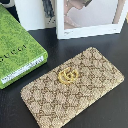 Gucci Marmont Zip Around Wallet in Sand and Brown GG Canvas - Image 2