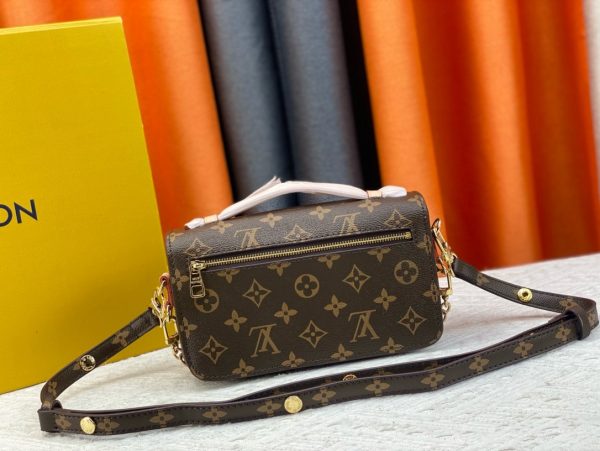 LV Monogramme Pochette Métiss East West Bag