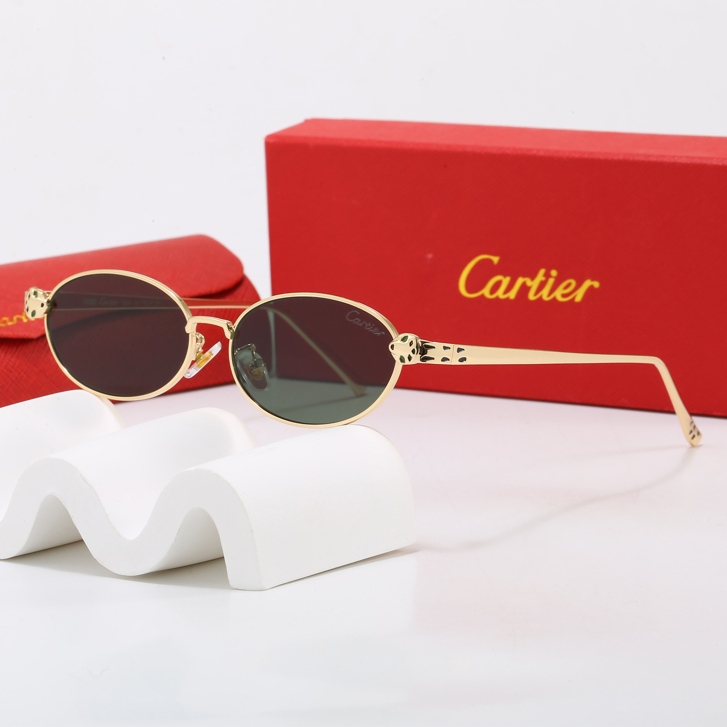 Cartier Fashionable Sunglasses - Image 8