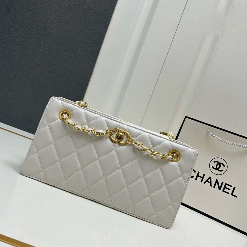Chanel HandBag Made From Leather With Chain - Image 2