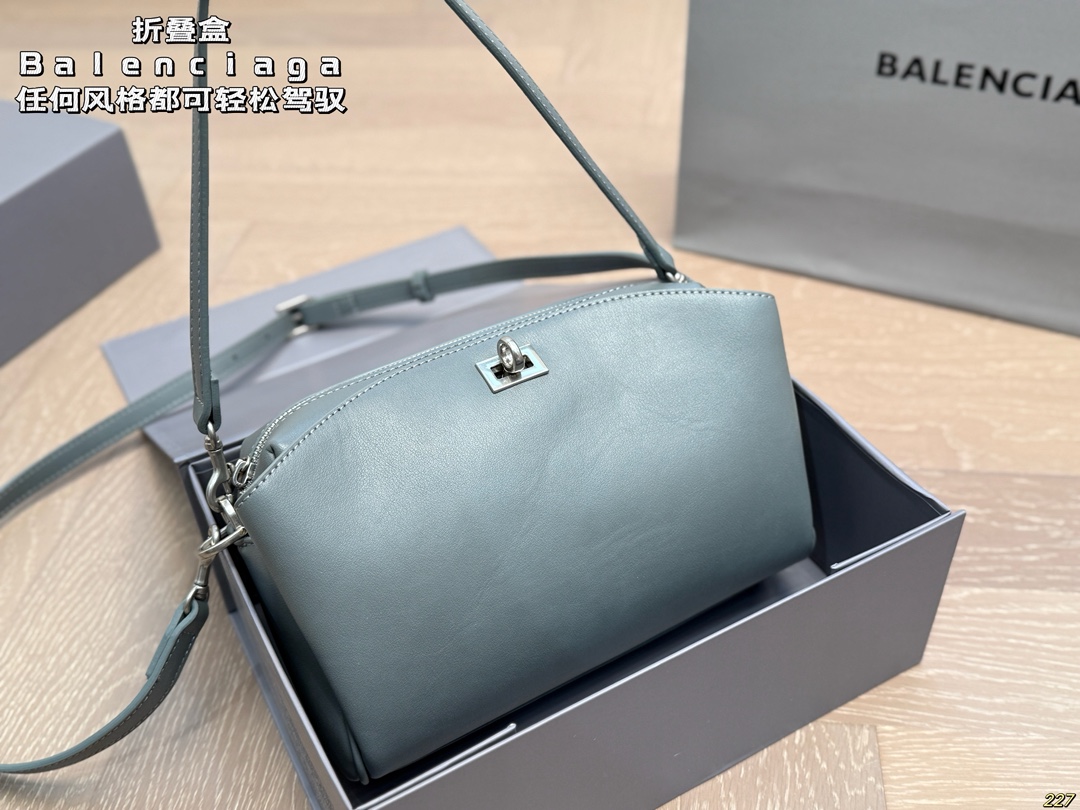 Balenciaga Bag - Image 1