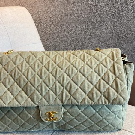 Chanel Classic Single Flap Bag - Image 2