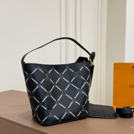 LV Allin Large Bucket Bag - Image 10