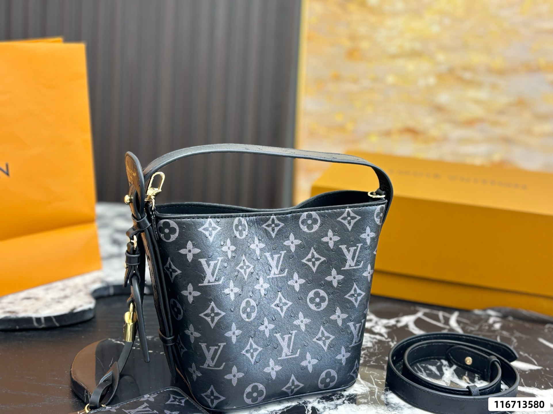 LV AII IN BB25ss Bucket Bag - Image 11