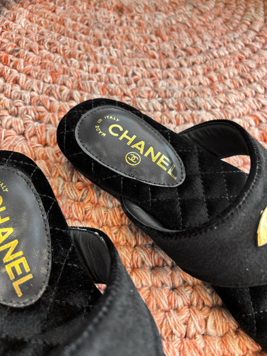 Chanel CC Logo Thong Sandals - Image 14