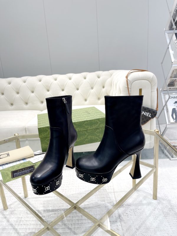 Gucci Janaya Chunky-Heeled Boots