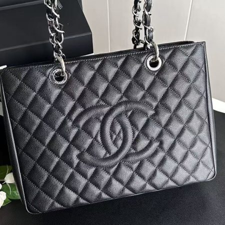 CHANEL Caviar Quilted Grand Shopping Tote GST Black - Image 9