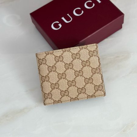 Gucci Essence Classic Bi-fold Wallet - Image 5
