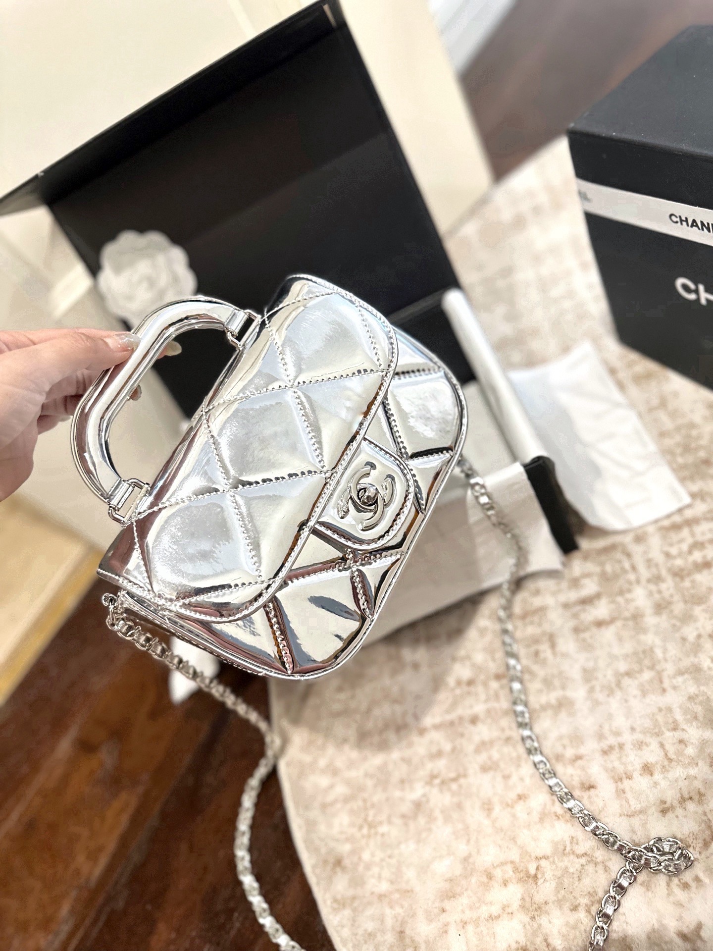 Chanel Small Clutch with Chain Bag - Image 5