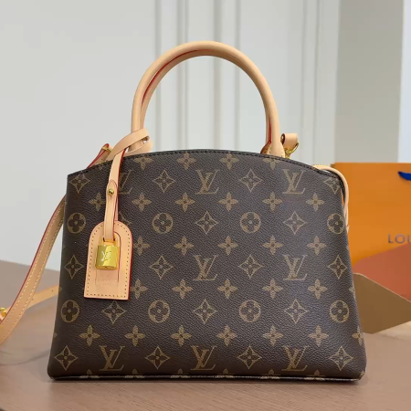 Lv Montaigne Bag - Image 2