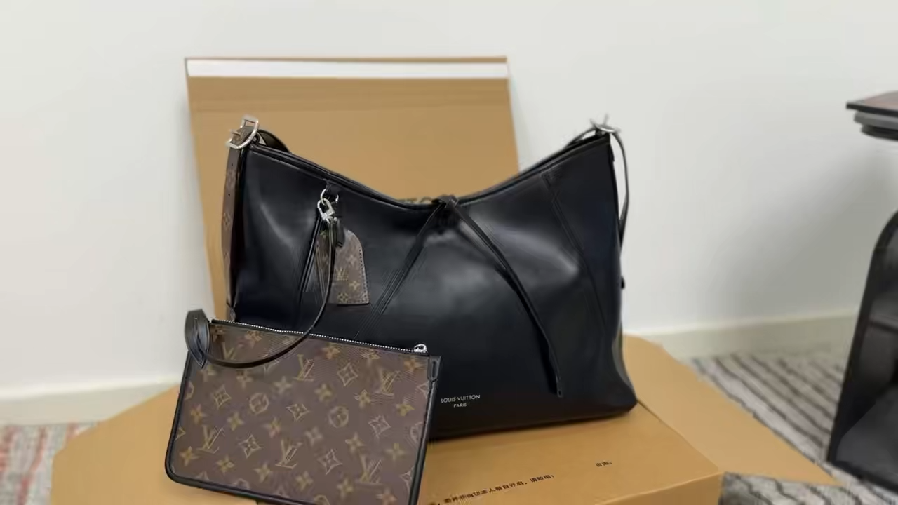 LV Carryall Tote Bag - Image 2